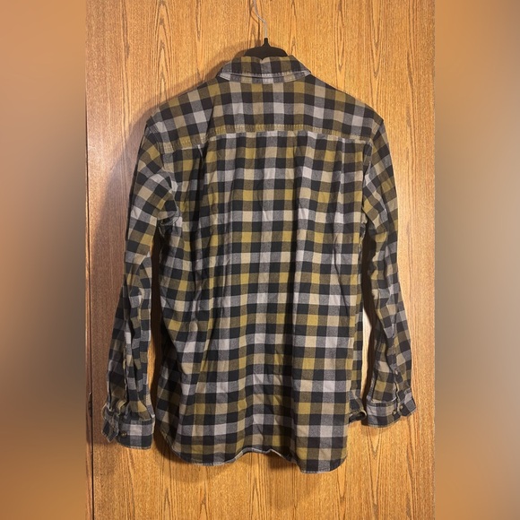 Carhartt Relaxed Fit Plaid Flannel - Picture 5 of 5